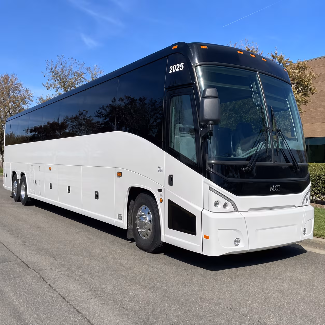 corporate airport transfer buses to boise airport boi