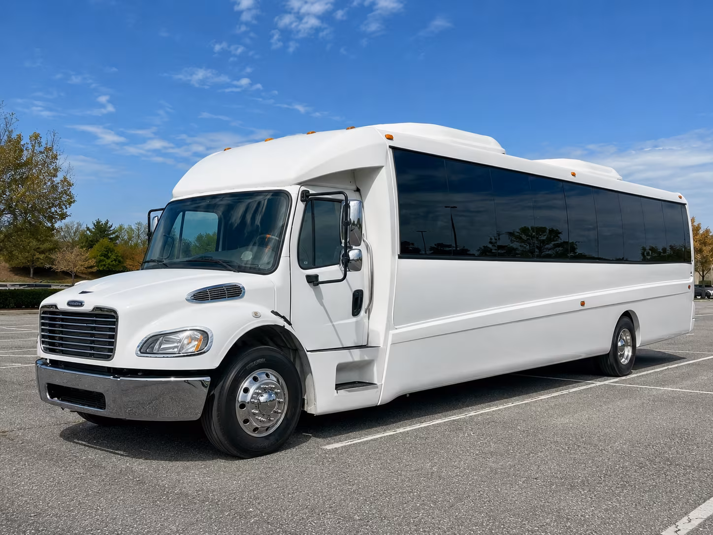 meridian 30 passenger party bus